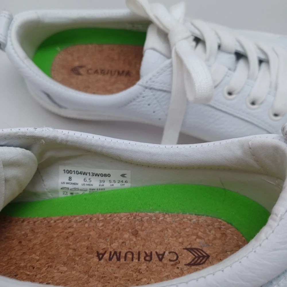 Cariuma OCA Low White Pebbled Leather Sneakers Womens 8 Mens 6.5 EU 39